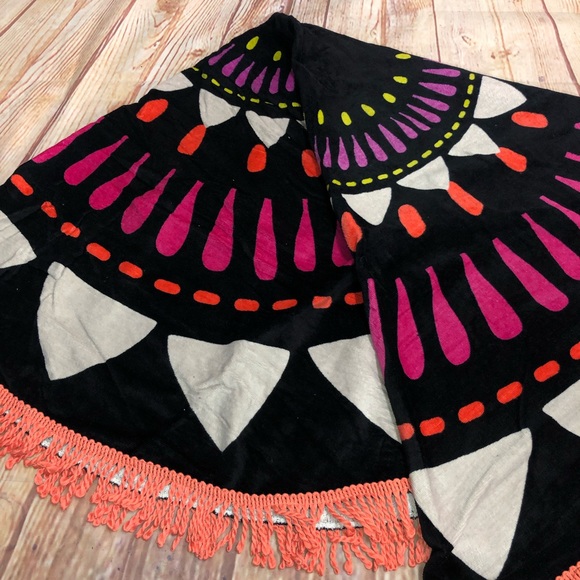 Other - Round beach blanket towel